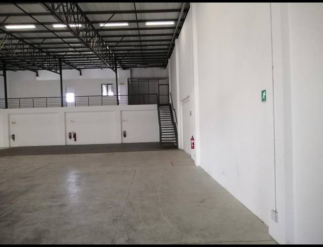 INDUSTRIAL PROPERTY TO RENT IN LASER PARK